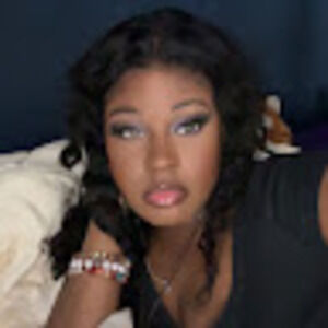 Meet your Posher, Shariya